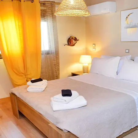 Unique Smaragda's Residense