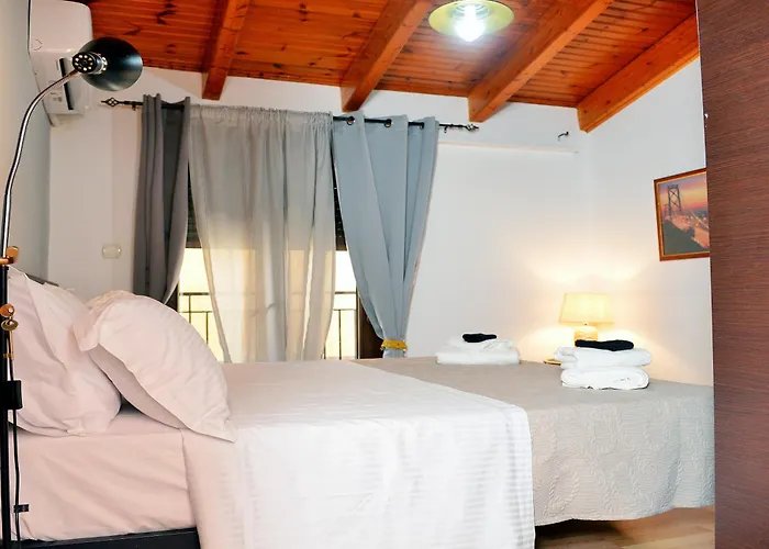 Unique Smaragda's Residense *