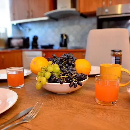 Unique Smaragda's Residense Apartment